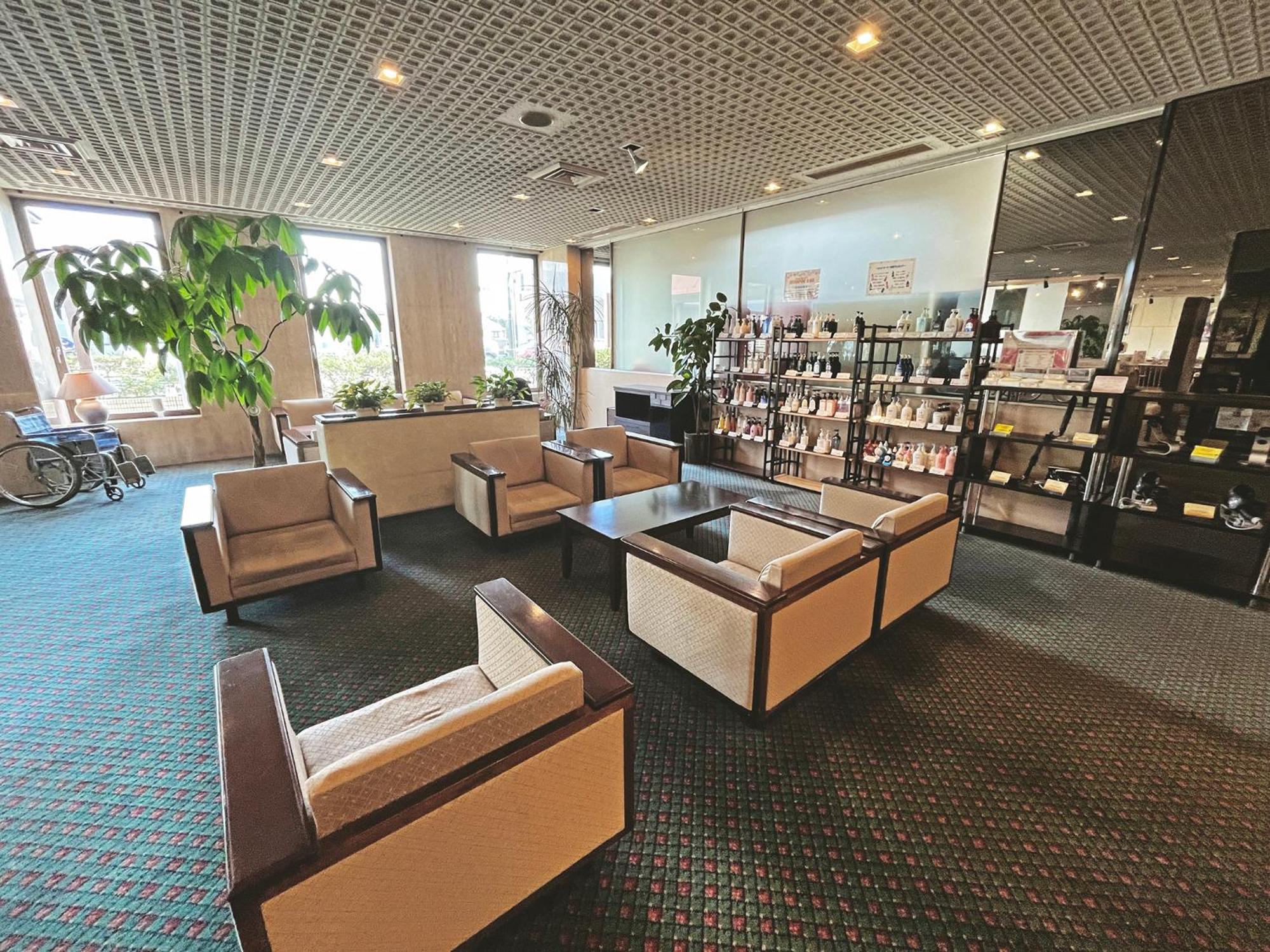 Yatsushiro Grand Hotel Екстериор снимка