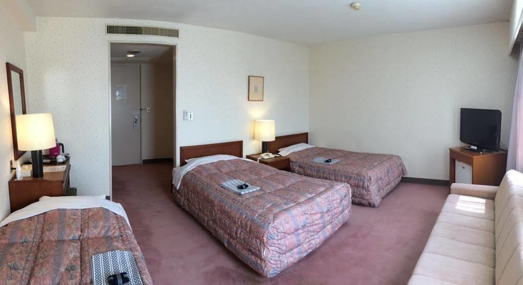 Yatsushiro Grand Hotel Екстериор снимка